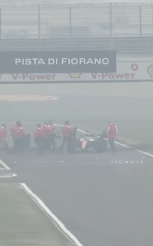 星空.综合体育-窝法乙烷！法拉利新车SF-26涂装刚公布啊！